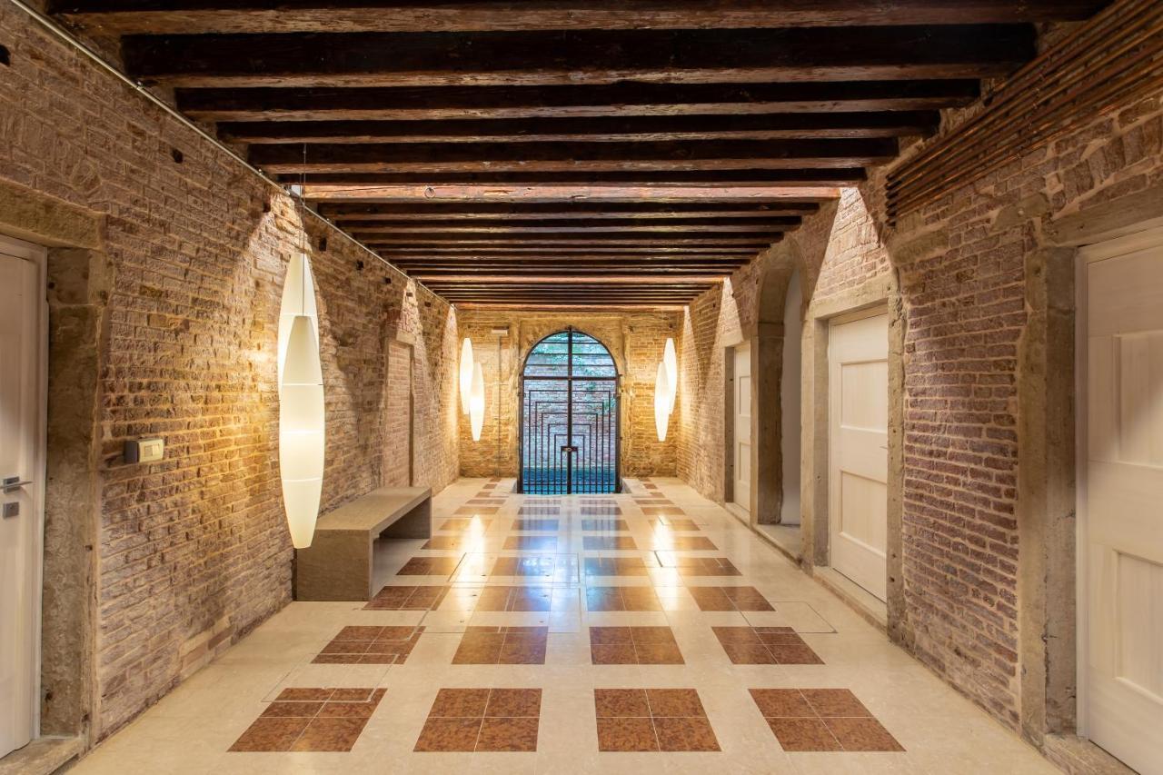 ונציה Palazzo Venere Apartments מראה חיצוני תמונה
